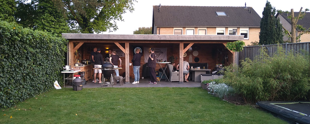 Seizoensafsluiting met barbecue